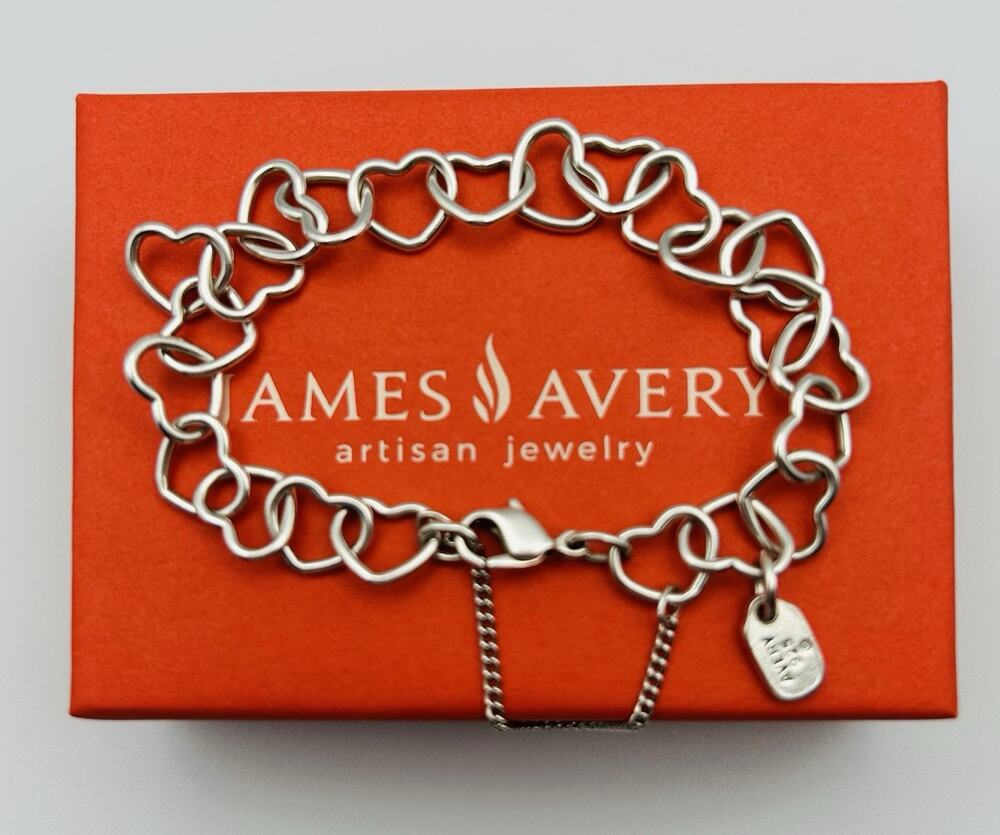 James Avery Sterling Silver Heart Shaped Link Charm Bracelet w Safety Chain 7"